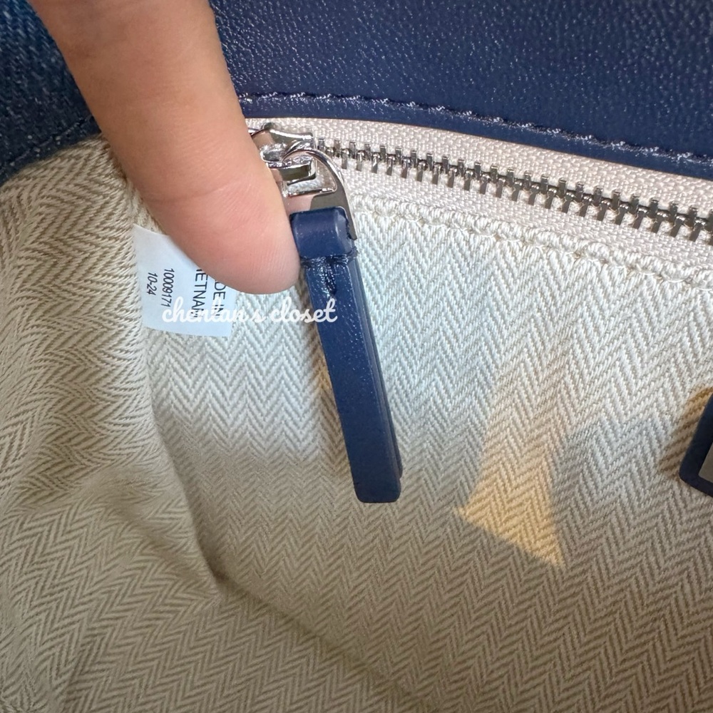 NWT Tory Burch Willa Shoulder Bag - Picture 11 of 12